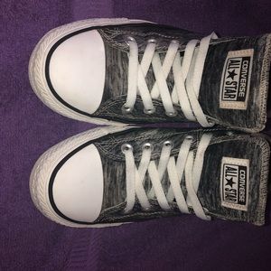 Black and white converse